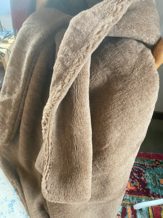 New 100% Alpaca Throw